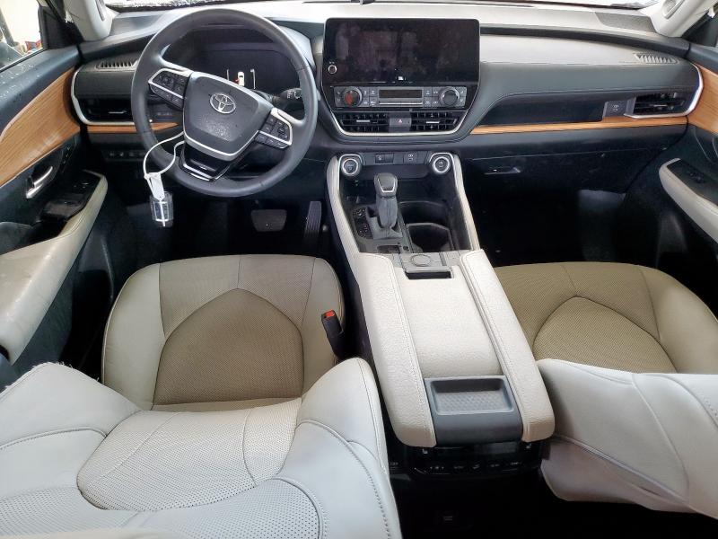 2025 TOYOTA GRAND HIGH 5TDACAB57SS032566