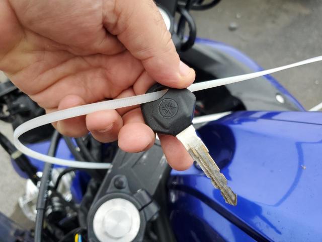 2017 YAMAHA YZFR3 MH3RH06Y2HK016621