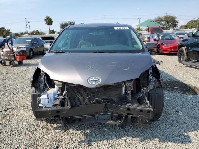2017 TOYOTA SIENNA XLE - 5TDYZ3DC7HS847637