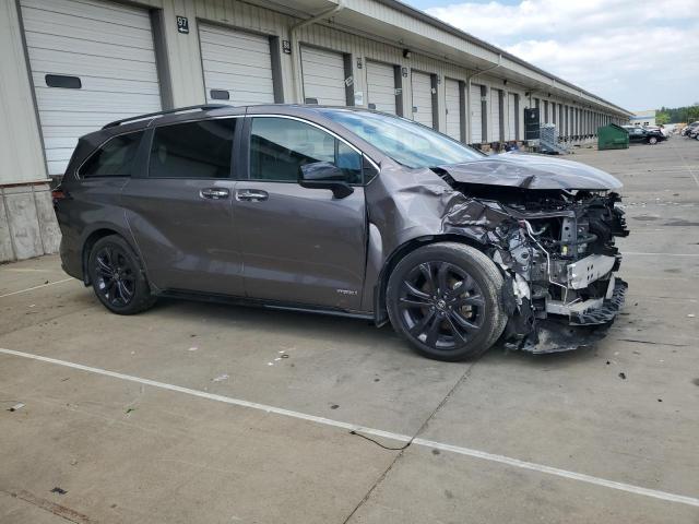 2021 TOYOTA SIENNA XSE 5TDXRKEC2MS073084