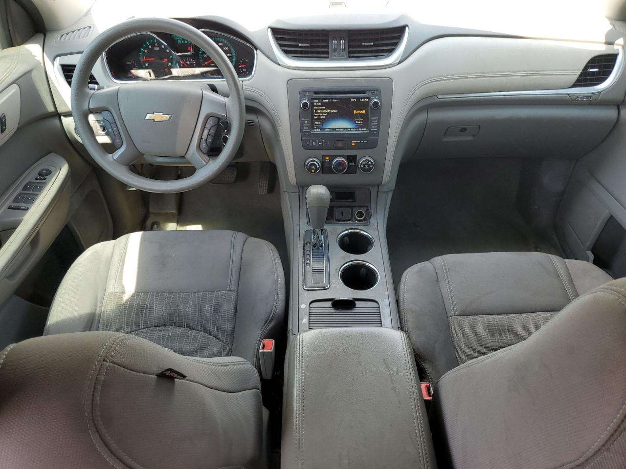 CHEVROLET TRAVERSE LS