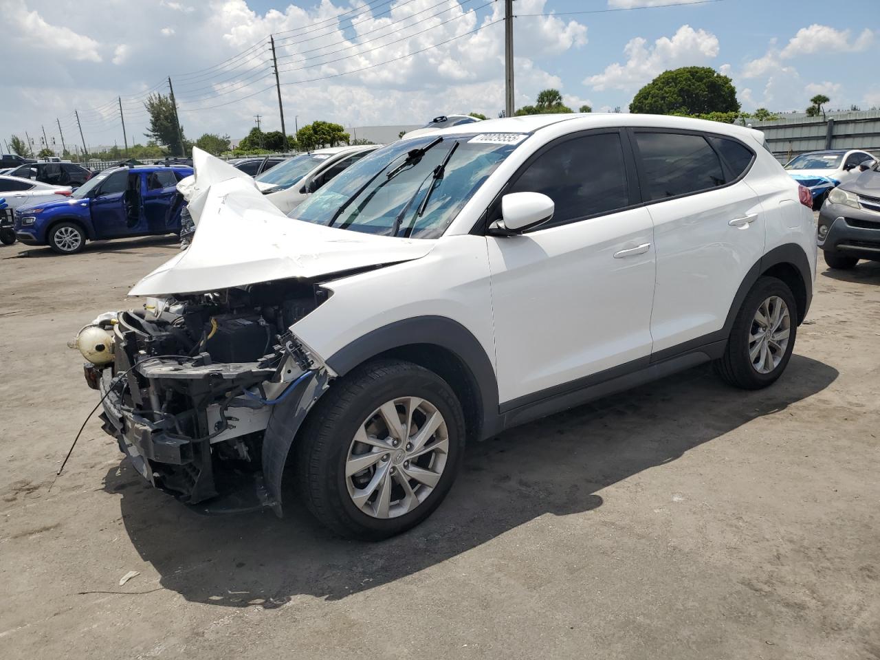 HYUNDAI TUCSON SE