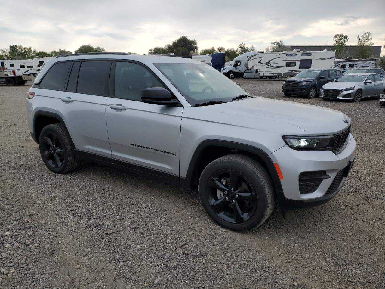 JEEP GRAND CHEROKEE LAREDO