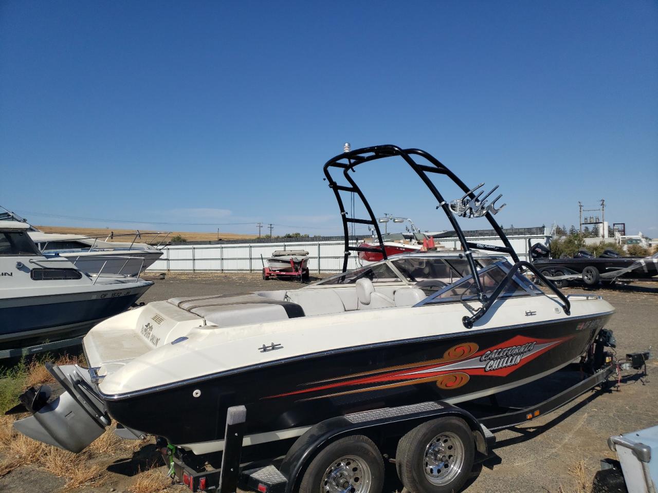 Lot #3259595424 2004 REINELL BOAT