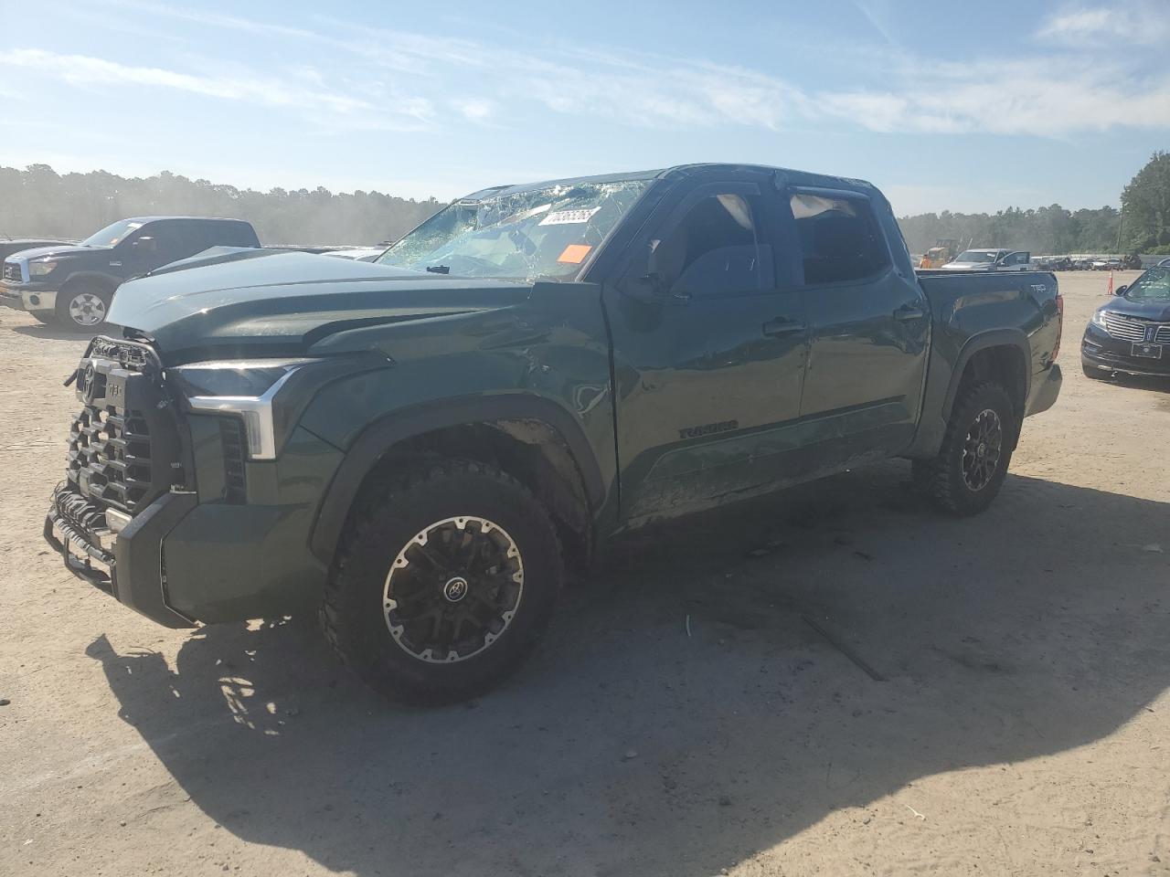 TOYOTA TUNDRA CREWMAX SR