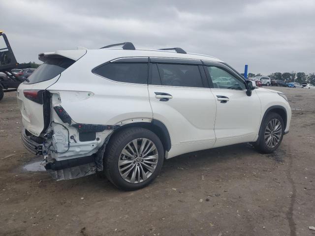 2021 TOYOTA HIGHLANDER 5TDFZRBH8MS137388