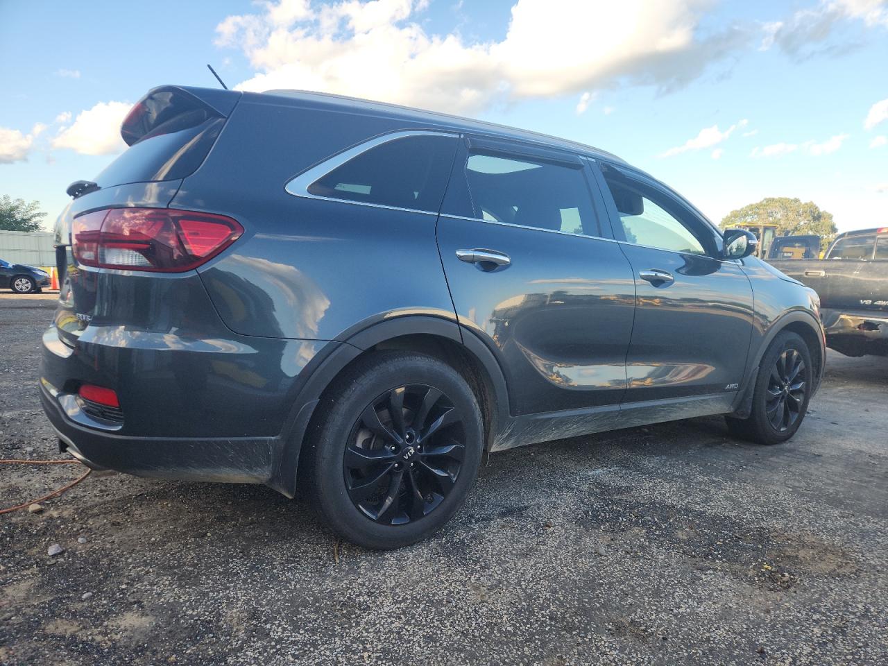 KIA SORENTO EX