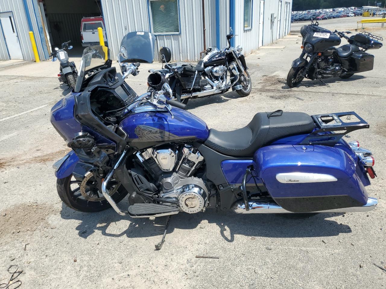 Lot #3286650285 2022 INDIAN MOTORCYCLE CO. CHALLENGER