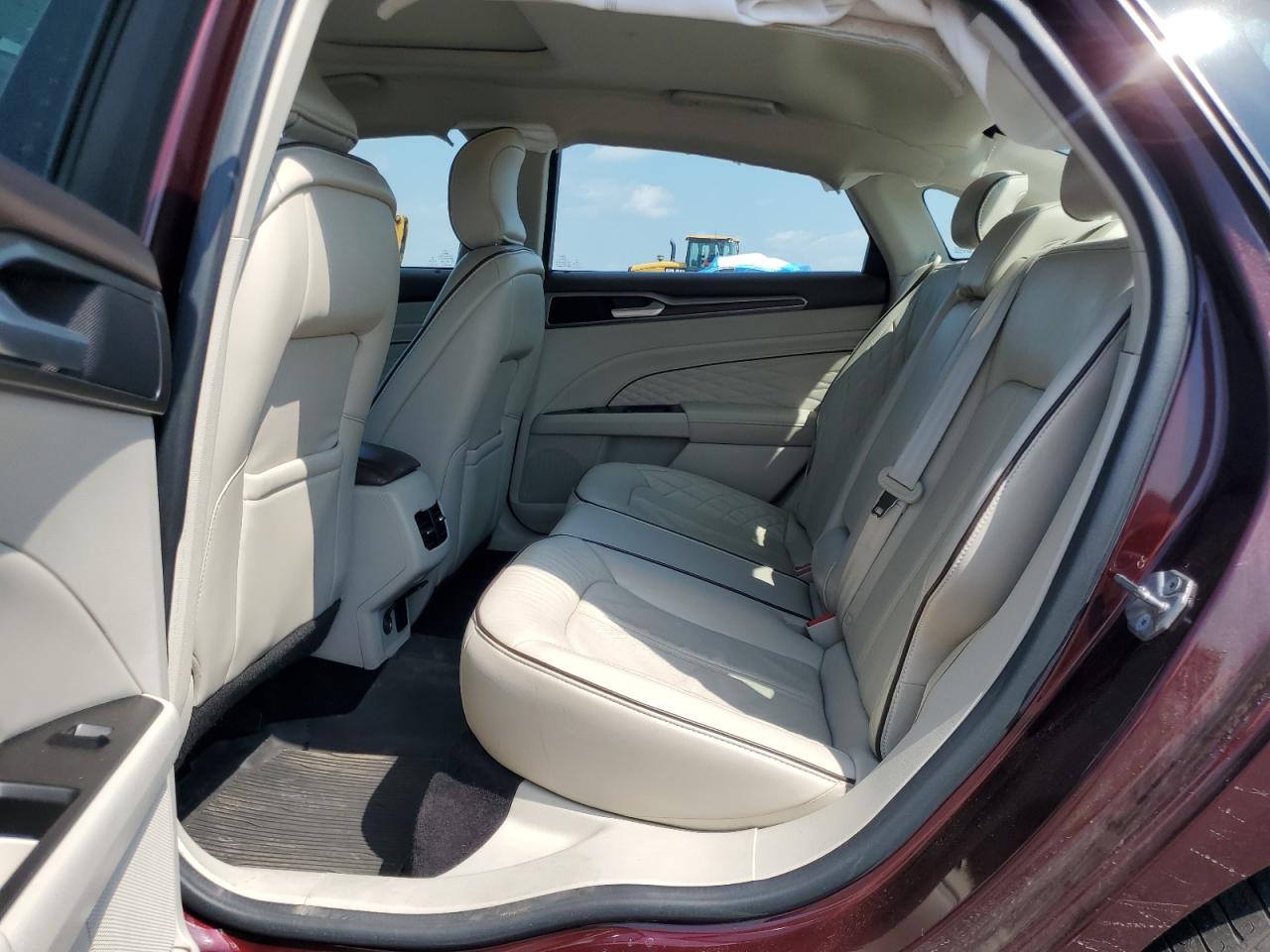 FORD FUSION TITANIUM PHEV