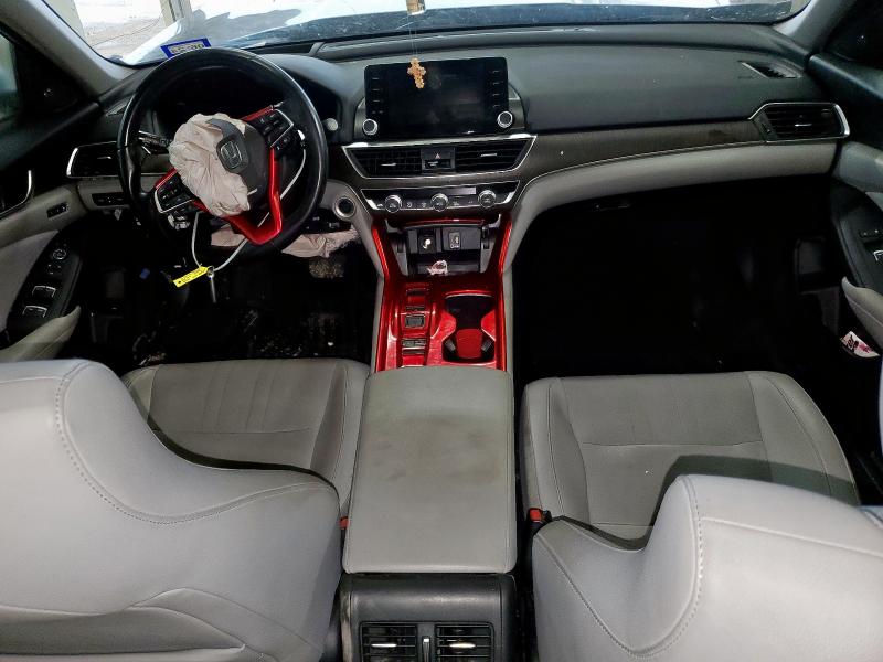 2018 HONDA ACCORD TOU 1HGCV2F96JA001943