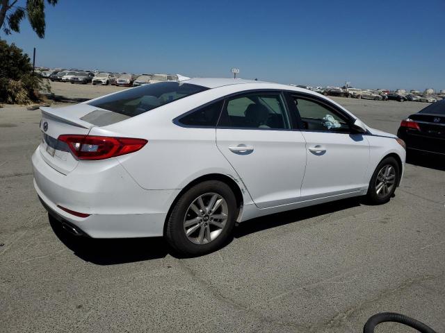 2015 HYUNDAI SONATA SE 5NPE24AF3FH170150