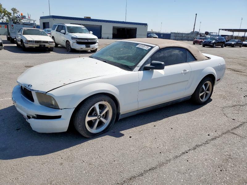 Global Auto Auctions: 2005 FORD MUSTANG