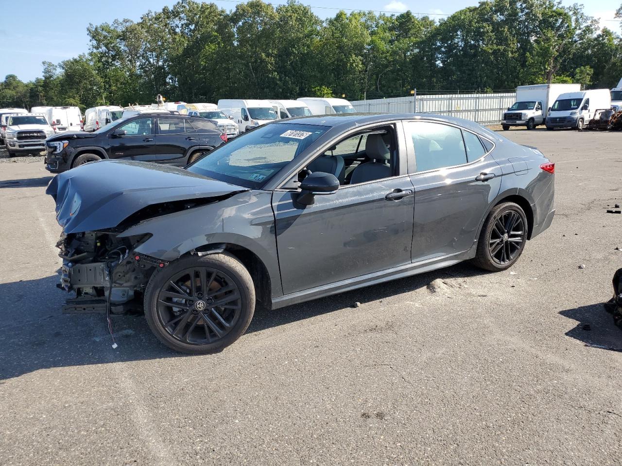 TOYOTA CAMRY XSE