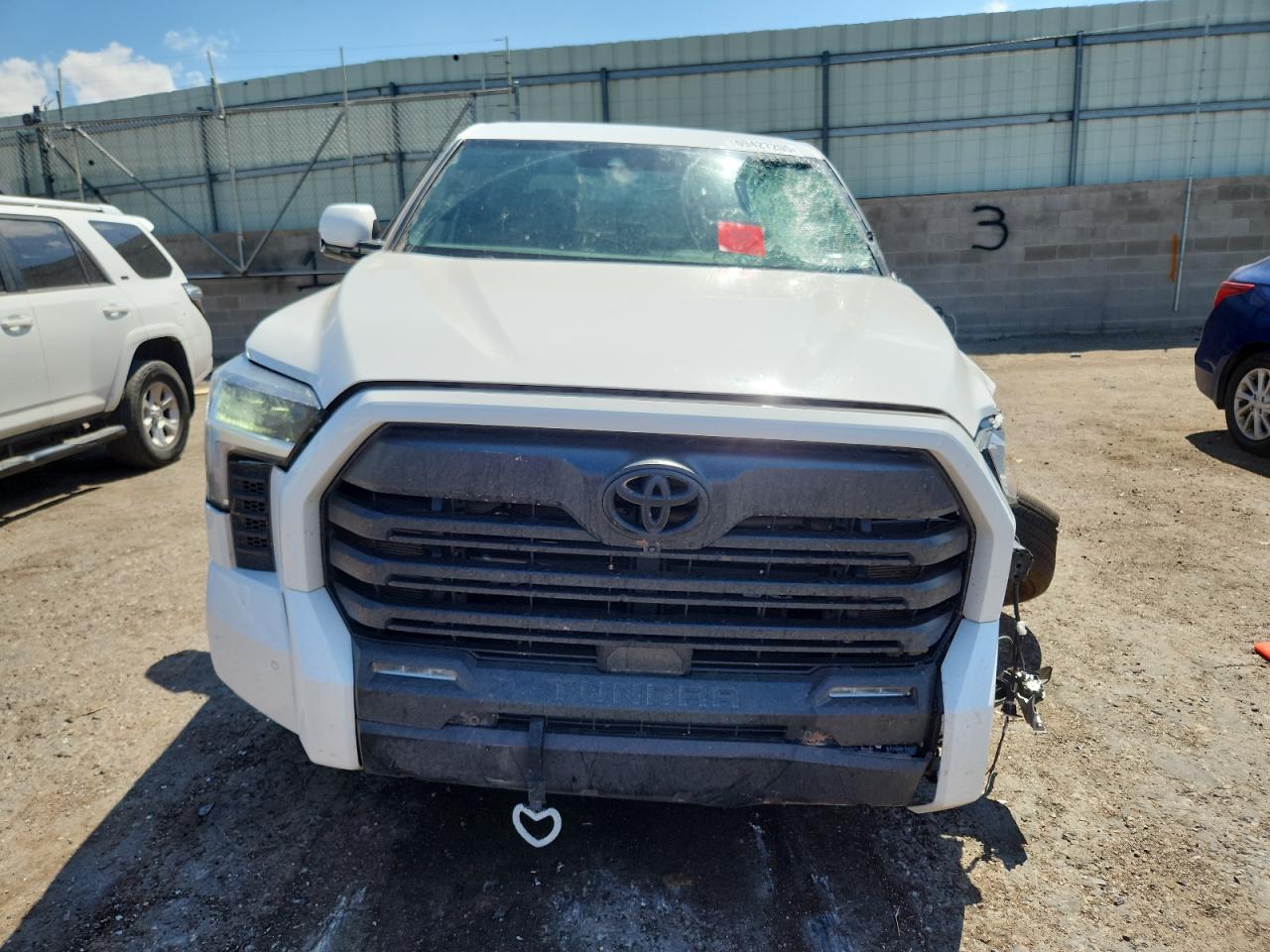 TOYOTA TUNDRA CREWMAX SR
