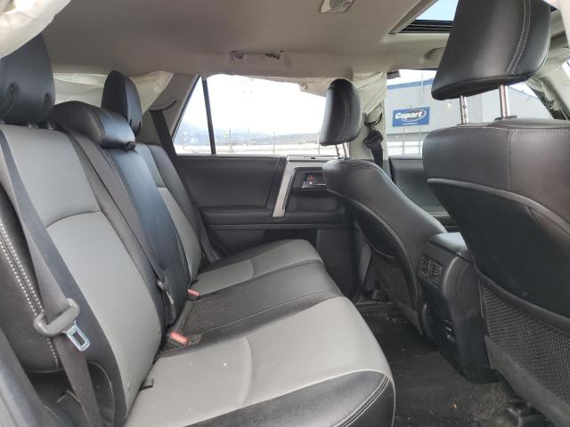 2018 TOYOTA 4RUNNER SR - JTEBU5JR9J5557366