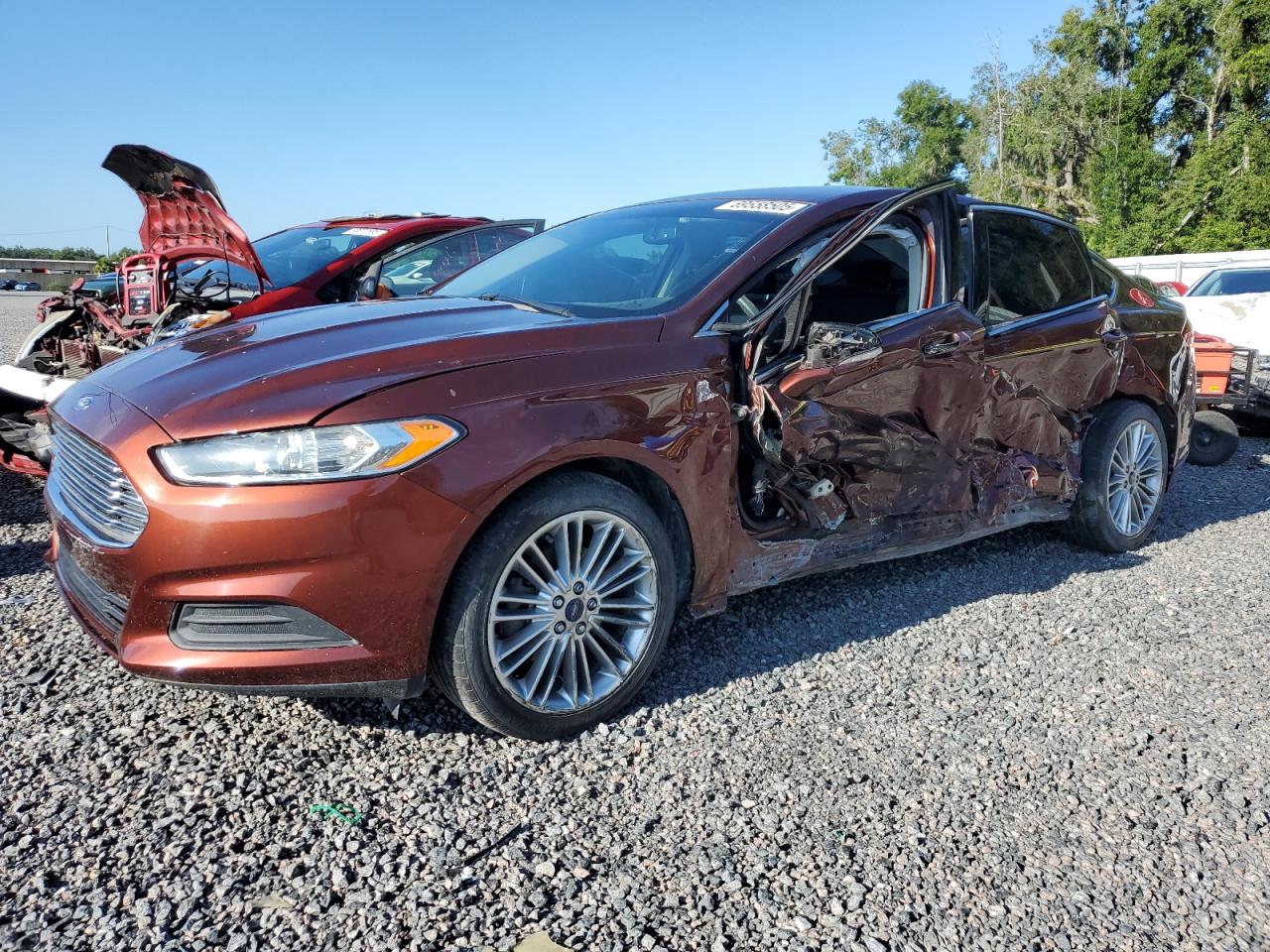 FORD FUSION SE