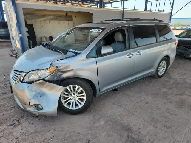 2015 TOYOTA SIENNA XLE - 5TDYK3DC5FS655733