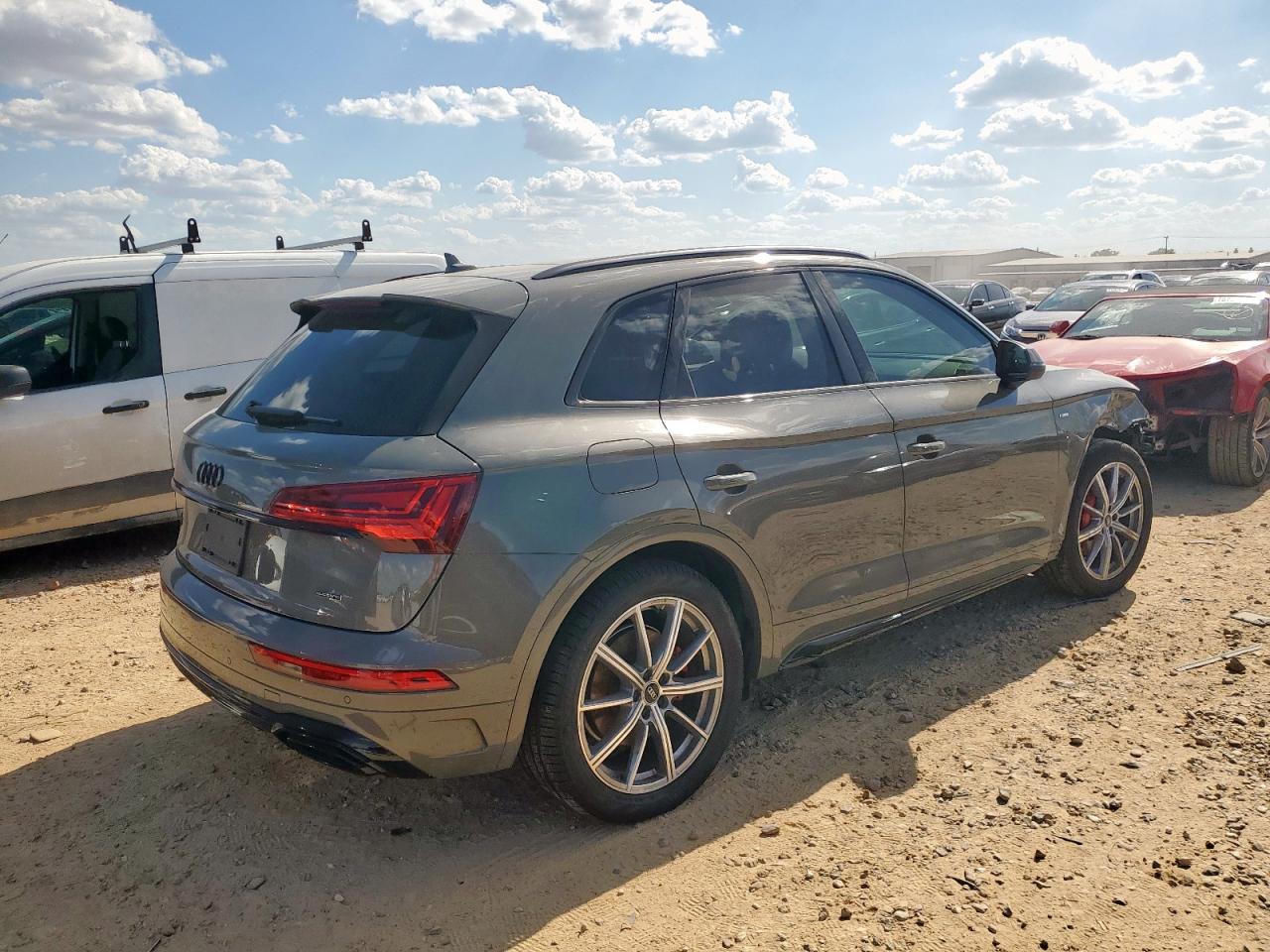 AUDI Q5 PREMIUM PLUS 55