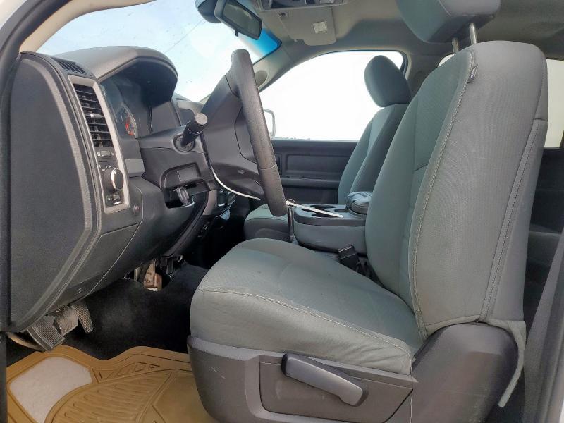 2016 RAM 1500 ST 3C6RR6KT3GG142542