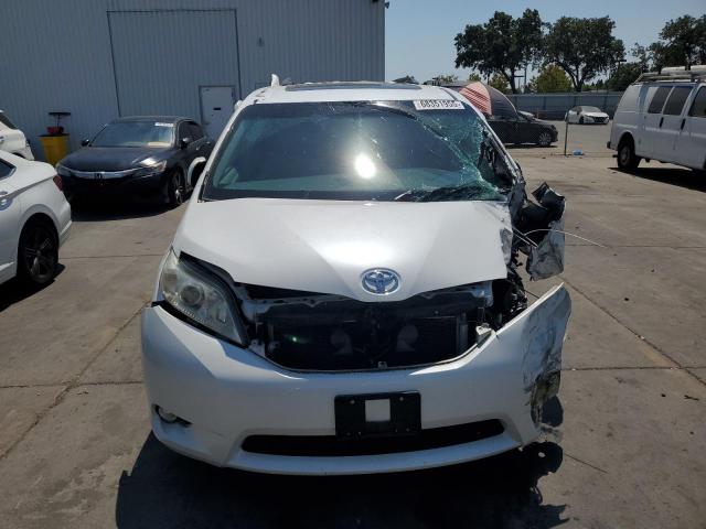 2015 TOYOTA SIENNA XLE - 5TDYK3DC0FS594808