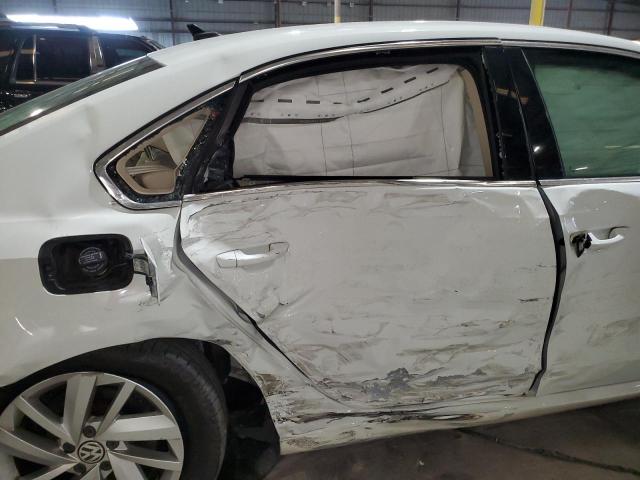 2018 VOLKSWAGEN PASSAT SE 1VWBA7A39JC046141