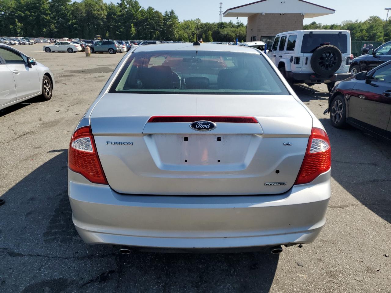 FORD FUSION SE