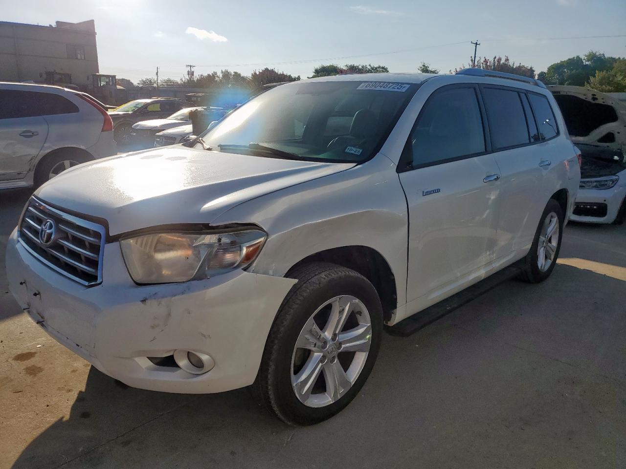 TOYOTA HIGHLANDER LIMITED