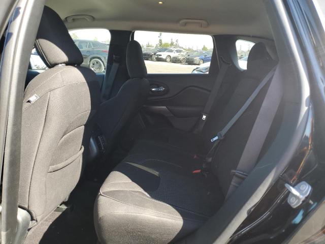 2019 JEEP CHEROKEE LATITUDE 1C4PJLCB1KD262583