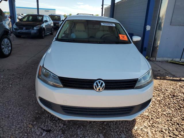 2011 VOLKSWAGEN JETTA SE - 3VWDZ7AJ4BM395658