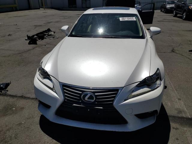 2016 LEXUS IS 200T JTHBA1D25G5032574