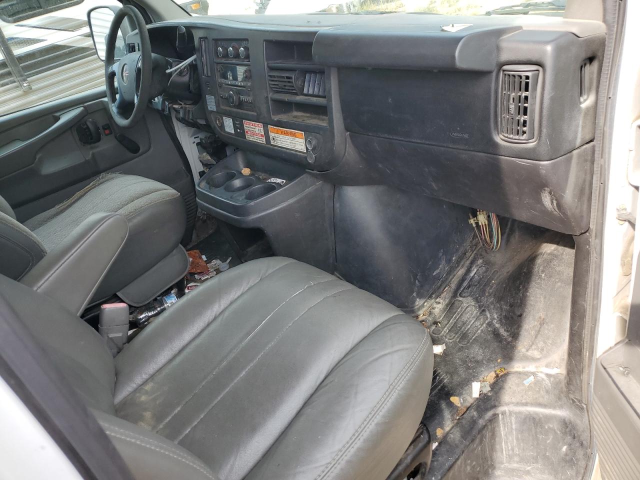 GMC SAVANA CUTAWAY G3500