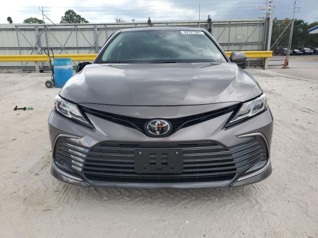 2022 TOYOTA CAMRY LE 4T1C11AK2NU055030
