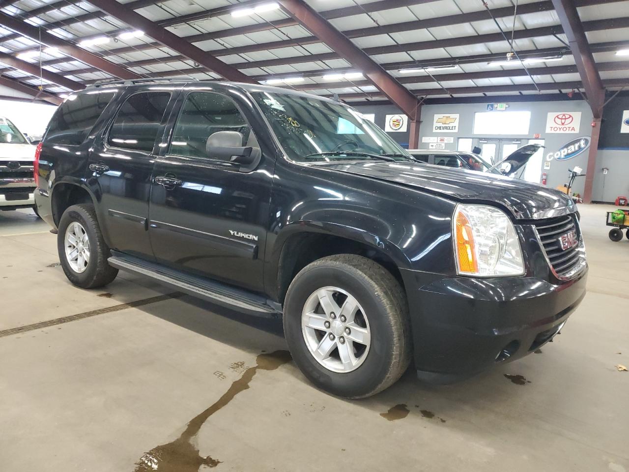 GMC YUKON SLT
