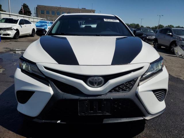 2019 TOYOTA CAMRY SE A 4T1B11HK2KU743624