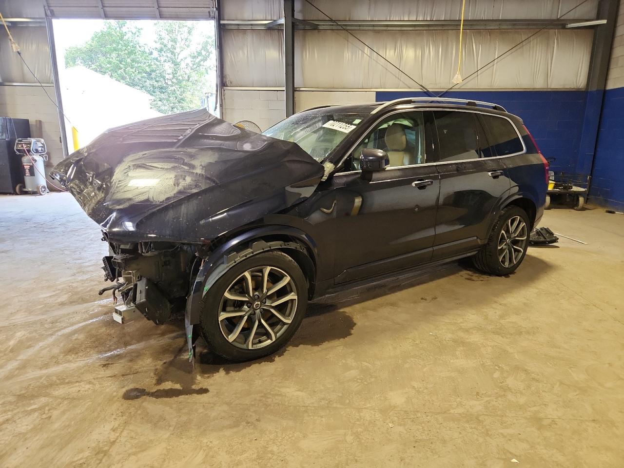 VOLVO XC90 T6 MOMENTUM