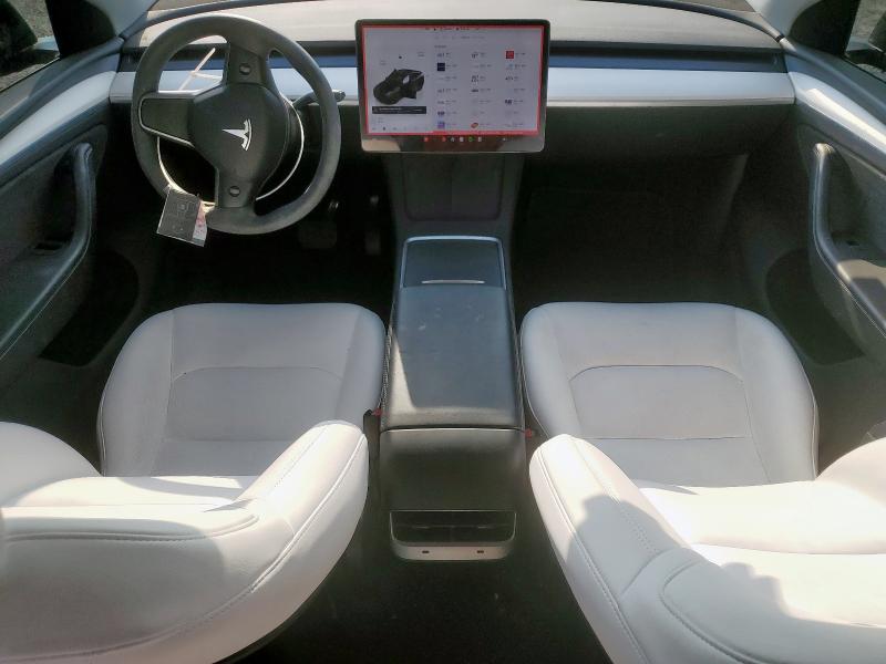 2024 TESLA MODEL Y 7SAYGDEE2RA237324