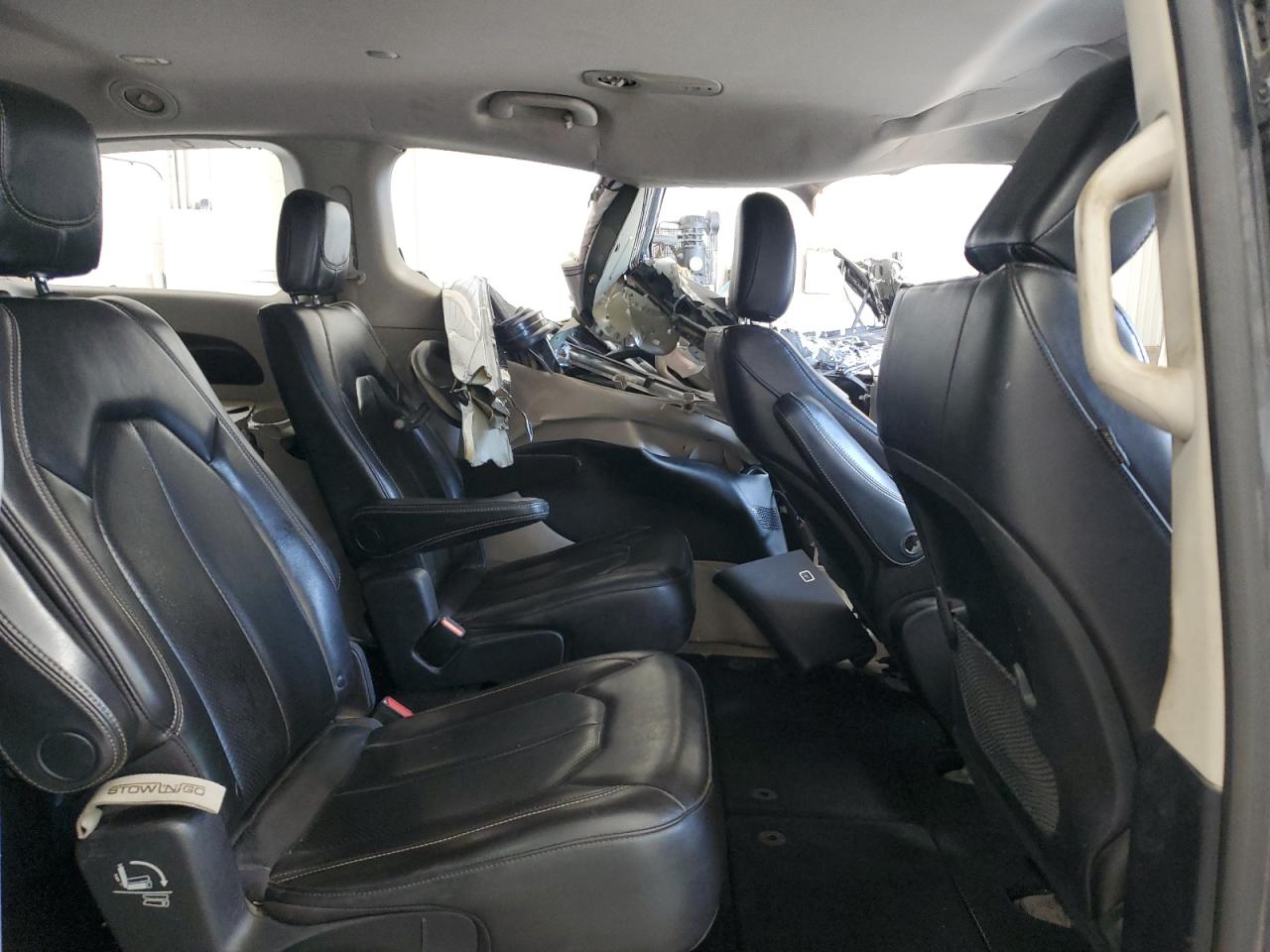 CHRYSLER VOYAGER LXI