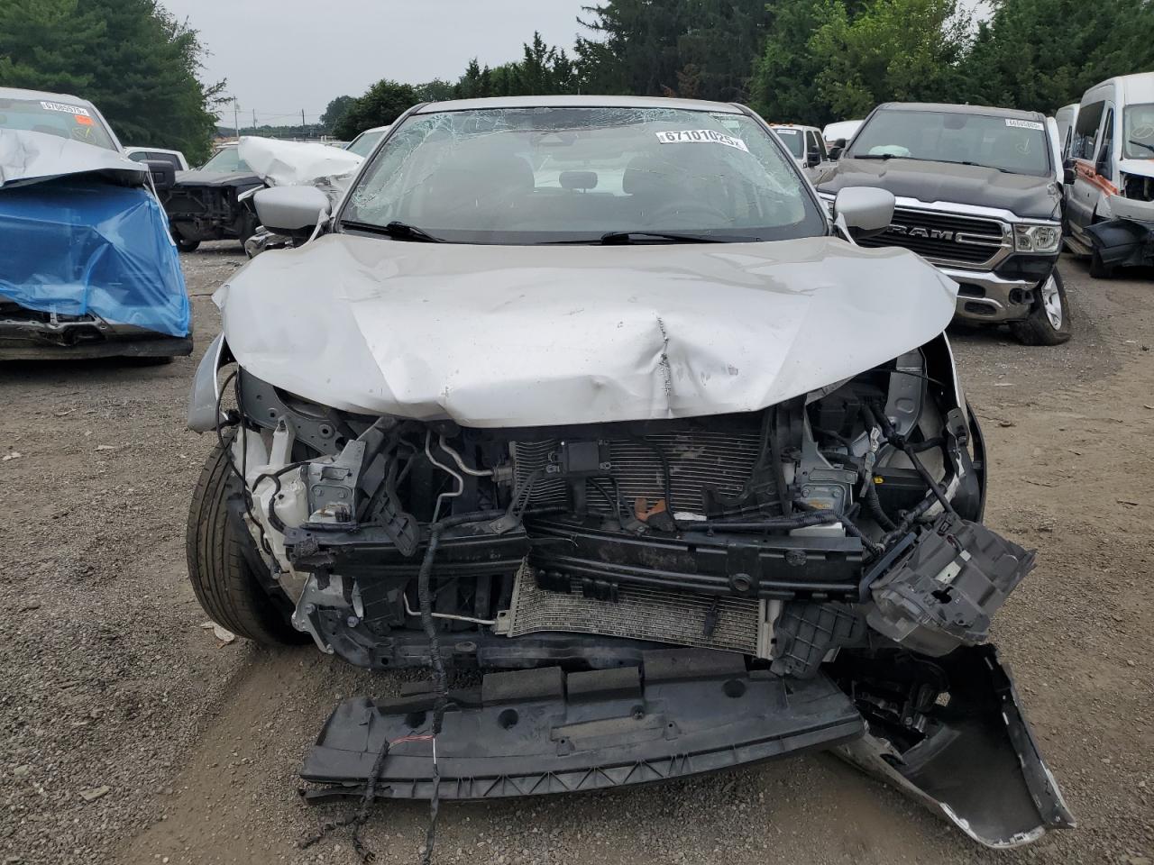 NISSAN ROGUE SPORT S