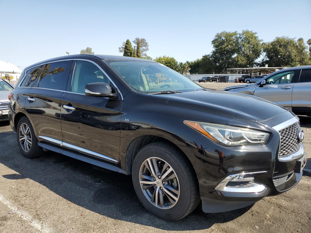 INFINITI QX60 LUXE