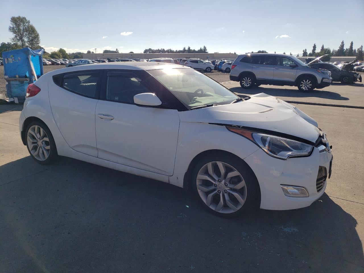 HYUNDAI VELOSTER