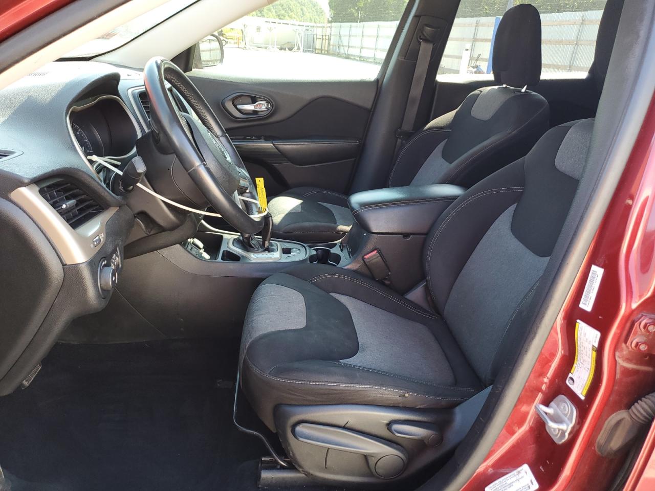 JEEP GRAND CHEROKEE LATITUDE