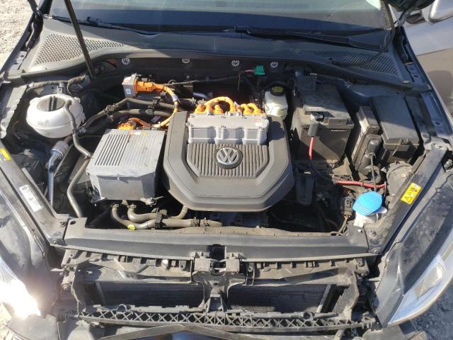 2015 VOLKSWAGEN E-GOLF LIM WVWKP7AU8FW910046