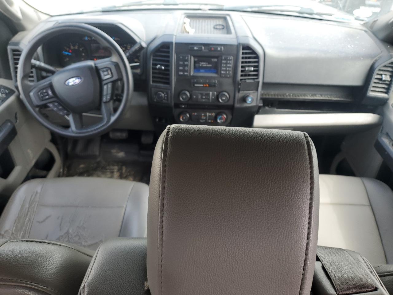 FORD F-150 SUPER CAB