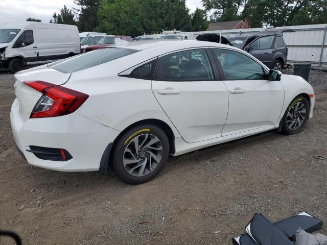 2018 HONDA CIVIC EX 19XFC2F74JE206576