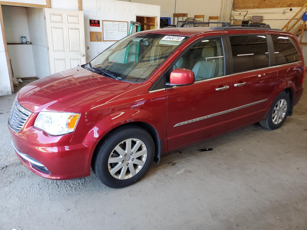 CHRYSLER TOWN & COUNTRY TOURING