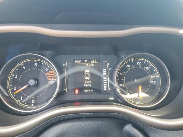 2018 JEEP CHEROKEE LATITUDE 1C4PJLCB4JD615865