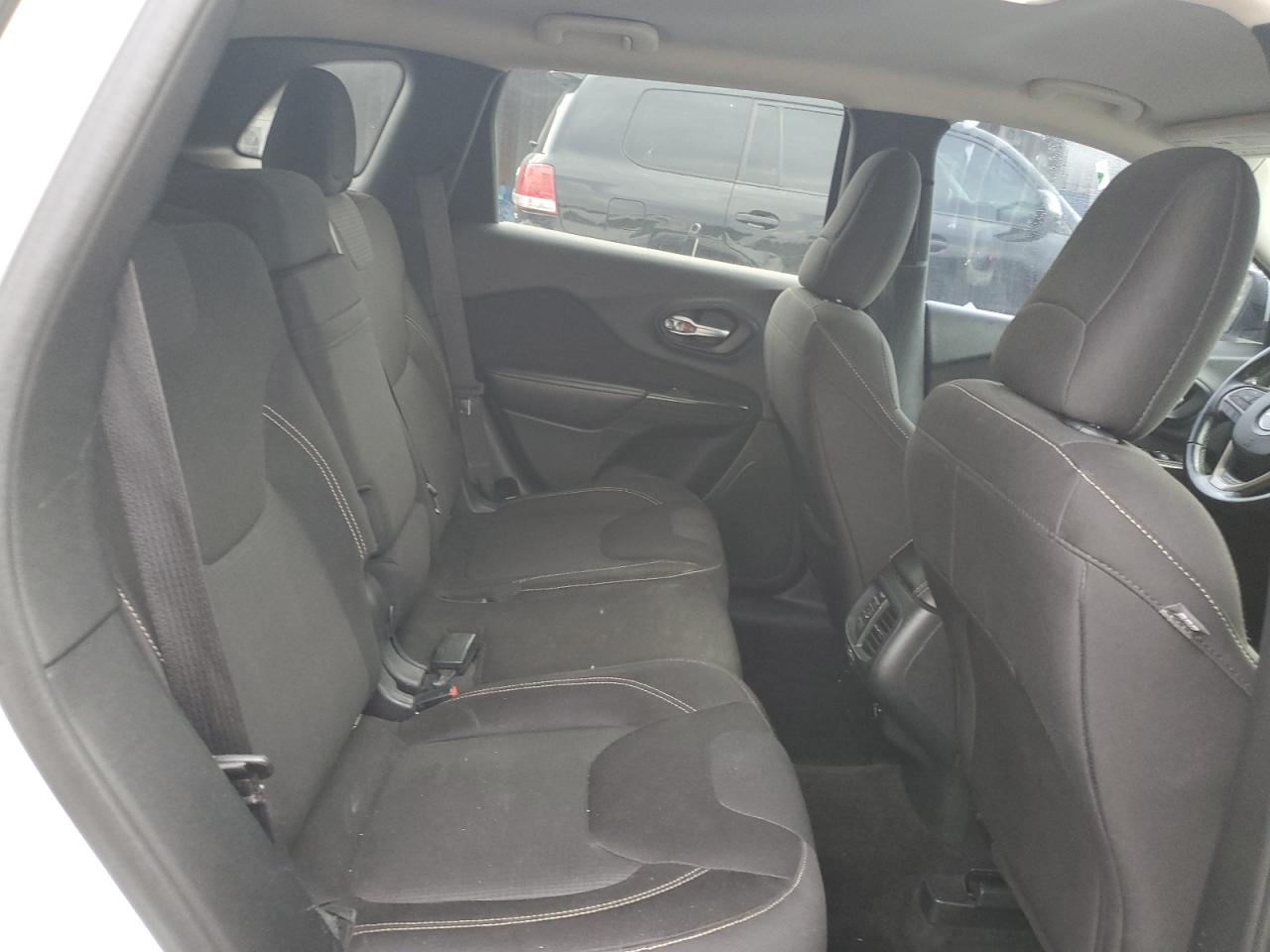 JEEP GRAND CHEROKEE LATITUDE