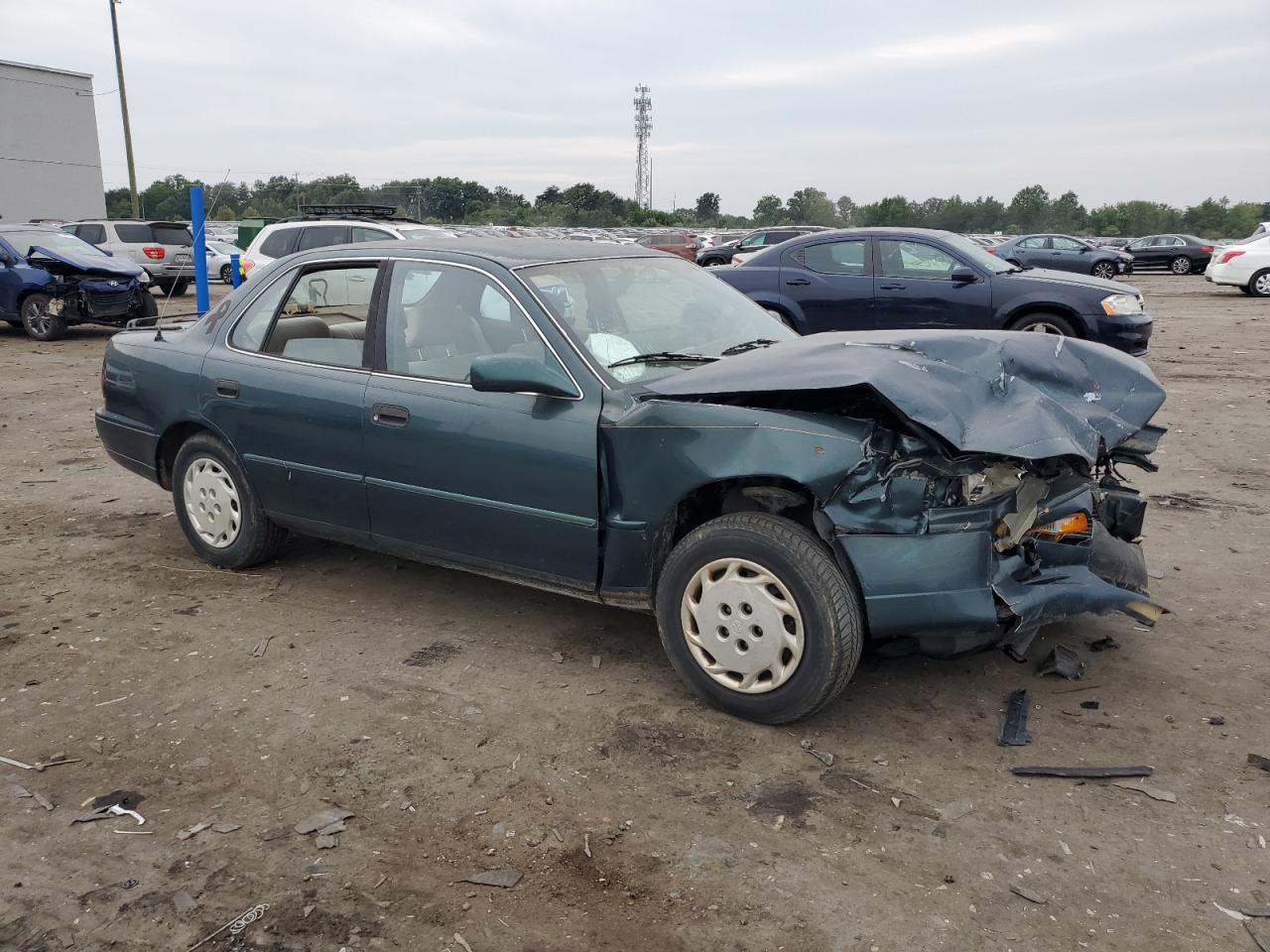 Lot #3302748015 1996 TOYOTA CAMRY DX