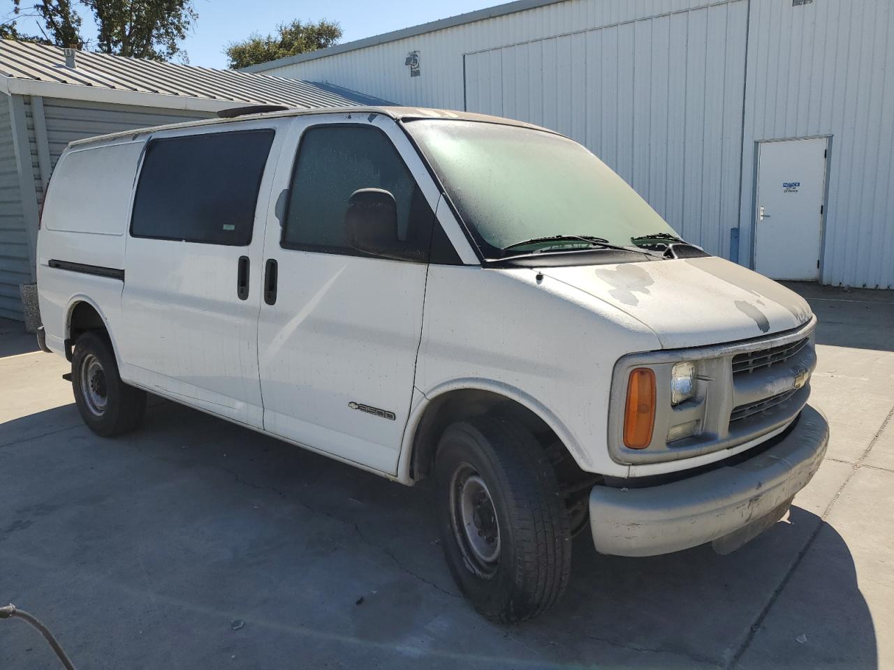 Lot #3259454131 2000 CHEVROLET EXPRESS G3