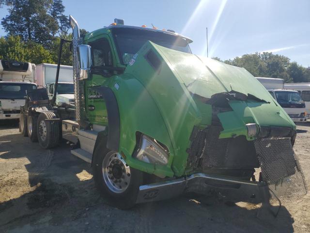 Global Auto Auctions: 2021 KENWORTH T880